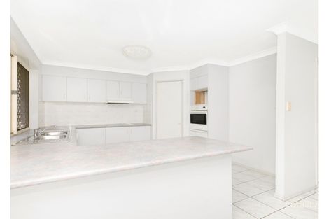 27 Brandella Pl, Belmont, QLD 4153