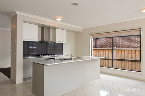 Property photo of 17 Braestar Street Cranbourne VIC 3977
