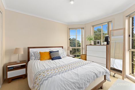 Property photo of 4 Viewbank Place Mill Park VIC 3082