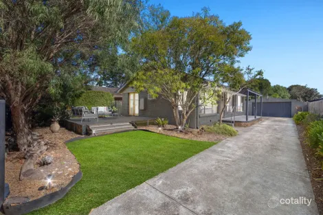 Property photo of 39 Airlie Grove Seaford VIC 3198