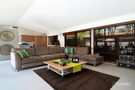 Property photo of 2016 Gracemere Gardens Circuit Hope Island QLD 4212