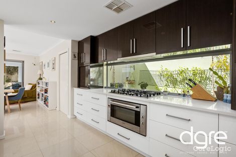 3 Breaksea Dr, North Coogee, WA 6163