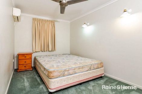 Property photo of 2/13 Yarroon Street Gladstone Central QLD 4680