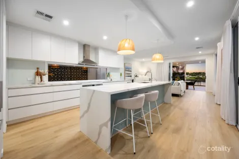 Property photo of 41 North View Street Hope Island QLD 4212