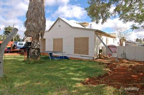 17 Dart St, Boulder, WA 6432