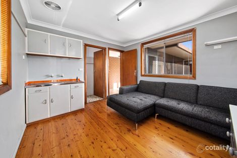 Property photo of 20 Glenbrook Crescent Georges Hall NSW 2198