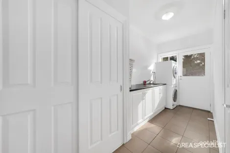 Property photo of 25 Paul Harris Drive Melton West VIC 3337