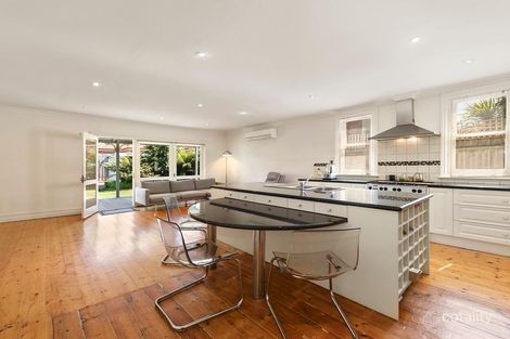 Property photo of 21 Manchester Grove Glen Huntly VIC 3163