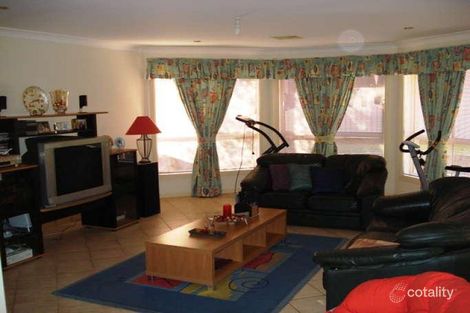 Property photo of 4 Bentinck Drive Green Valley NSW 2168