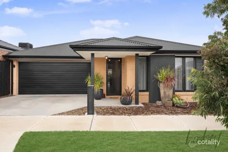 30 Madura Prom, Mickleham, VIC 3064