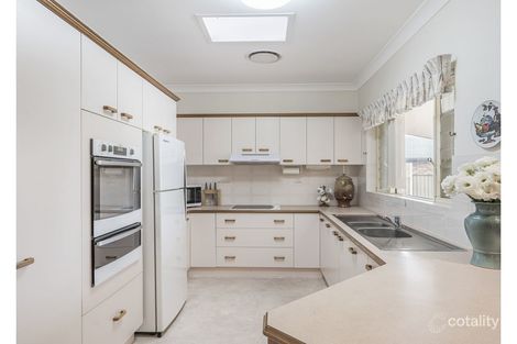 Property photo of 4 Lauren Close North Haven NSW 2443