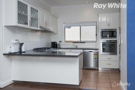 Property photo of 55 Allwyn Crescent Mill Park VIC 3082