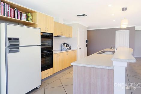 Property photo of 72 Casey Drive Hunterview NSW 2330