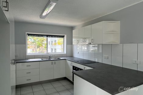 Property photo of 4/18-22 Tarcoola Crescent Surfers Paradise QLD 4217