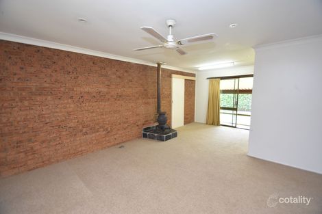 Property photo of 37 Hibiscus Drive Centenary Heights QLD 4350