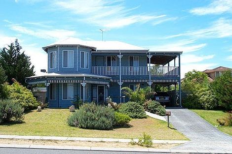 Property photo of 121 Venturi Drive Ocean Reef WA 6027