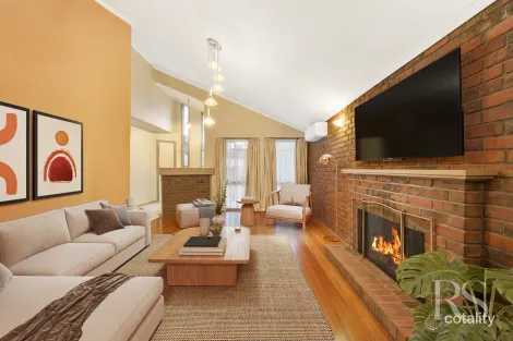 Property photo of 4 Redgum Close Werribee VIC 3030