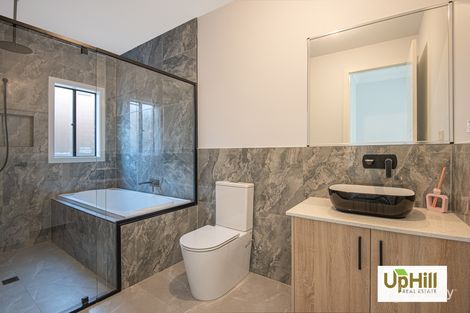 Property photo of 28 Blackhazel Crescent Clyde North VIC 3978
