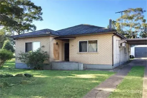 13 Cumberland Rd, Ingleburn, NSW 2565
