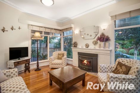 Property photo of 17 Dunstan Street Macleod VIC 3085