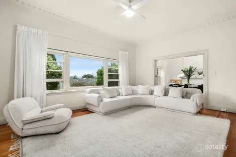Property photo of 2 Edzell Avenue Toorak VIC 3142