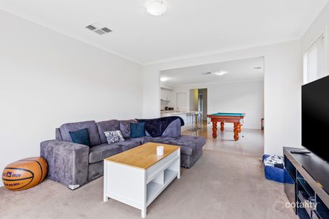 Property photo of 15 Peroomba Drive Point Cook VIC 3030
