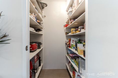 Property photo of 26 Monkton Way Warnbro WA 6169