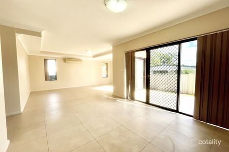 25b Avoca Rd, Canley Heights, NSW 2166