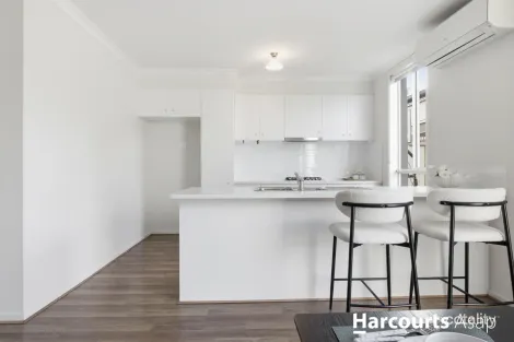 Property photo of 102 Henry Road Pakenham VIC 3810