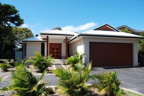 155 Budgewoi Rd, Budgewoi, NSW 2262