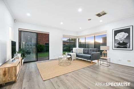 Property photo of 17 Dickerson Way Caroline Springs VIC 3023