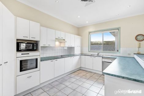 Property photo of 16 Rembrae Drive Green Point NSW 2251