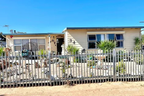 34 Kloeden St, Ceduna, SA 5690