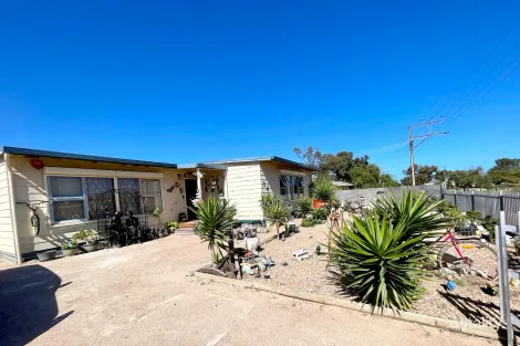 Property photo of 34 Kloeden Street Ceduna SA 5690