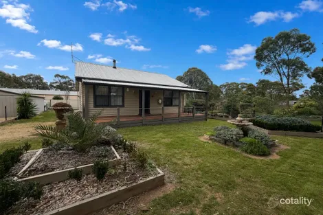18 Burke St, Baringhup, VIC 3463
