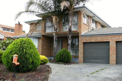 Property photo of 13 Lancom Rise Rowville VIC 3178
