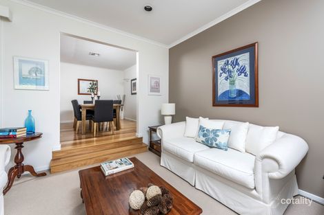 Property photo of 12 Bindon Place Wanniassa ACT 2903