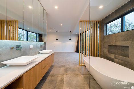 Property photo of 70 Fifth Avenue Balmoral QLD 4171