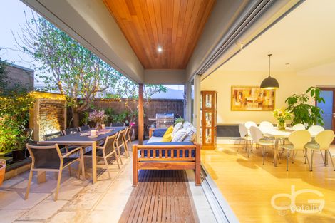 Property photo of 2/3 Blinco Street Fremantle WA 6160