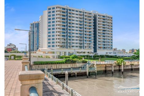 Property photo of 204/44 Ferry Street Kangaroo Point QLD 4169