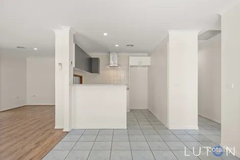 Property photo of 1 Bon Place Chisholm ACT 2905