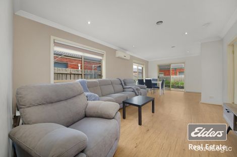 Property photo of 18 Harkaway Avenue Hoppers Crossing VIC 3029