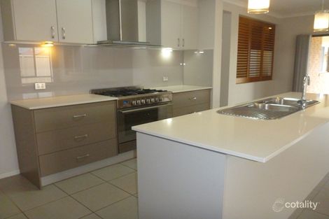 Property photo of 18 Maygar Avenue Wodonga VIC 3690