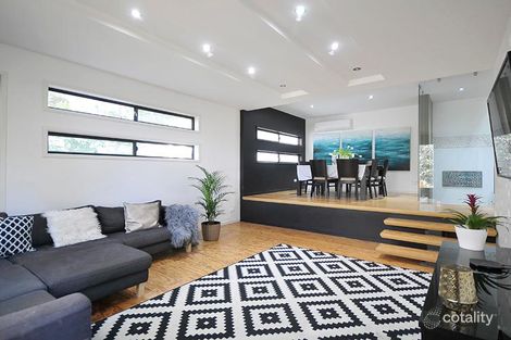 Property photo of 2/36 Domain Road Currumbin QLD 4223