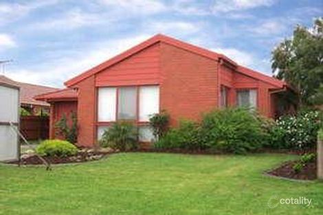 10 Sharne Ct, Cranbourne North, VIC 3977