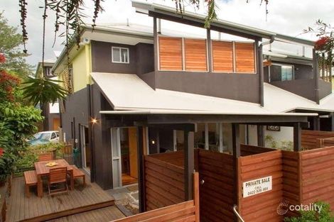 Property photo of 4/121 Hawthorne Road Hawthorne QLD 4171