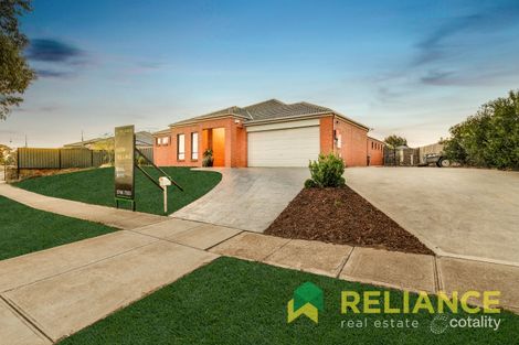Property photo of 70 Dalray Crescent Kurunjang VIC 3337