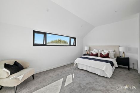 Property photo of 2/595 High Street Kew East VIC 3102