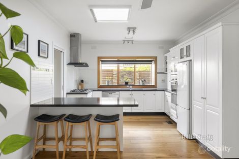 Property photo of 4 Rowan Avenue Bentleigh East VIC 3165