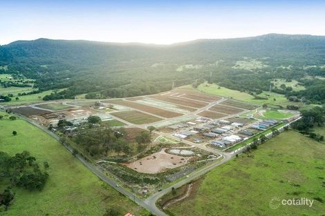 Property photo of 65 Saddleback Crescent Stream Hill NSW 2526